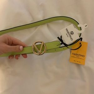NWT VALENTINO Genuine Leather V Buckle Green Belt Made in Italy Size S